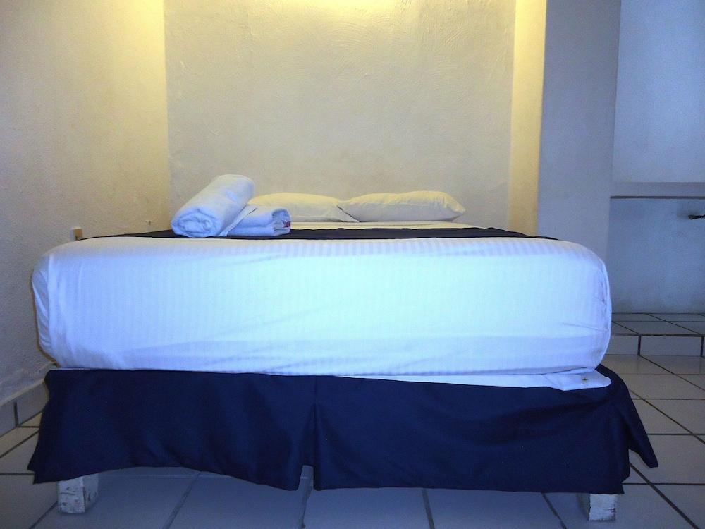 Hotel Bagasi Manzanillo Kültér fotó