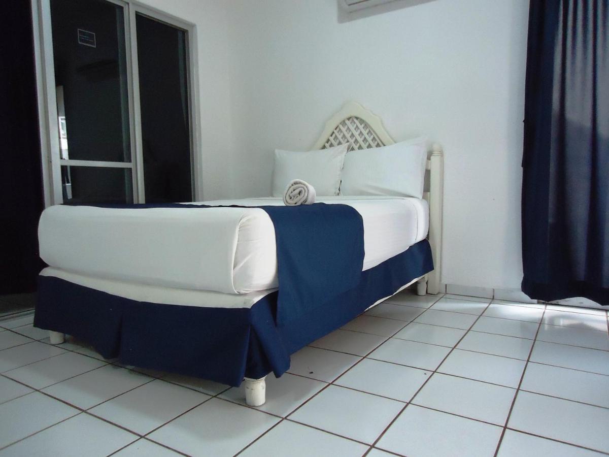 Hotel Bagasi Manzanillo Kültér fotó