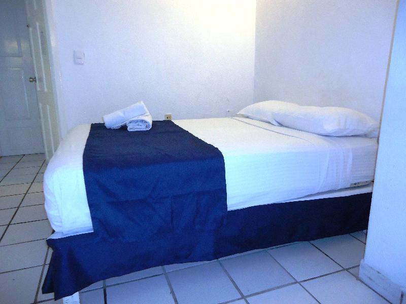 Hotel Bagasi Manzanillo Kültér fotó